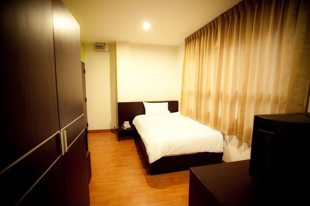 Khaosan Park Resort Bangkok Exterior foto